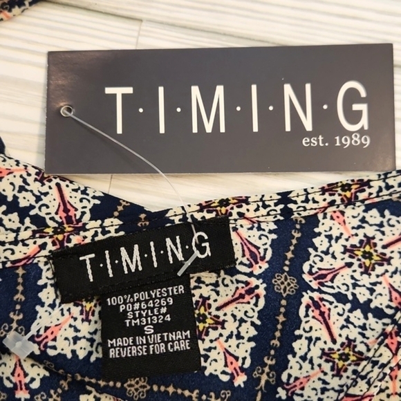 NWT Womens Timing flowy tank size Small. - Picture 14 of 15